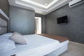 Гостиница Парк Авеню Кореиз Люкс с видом на море-1